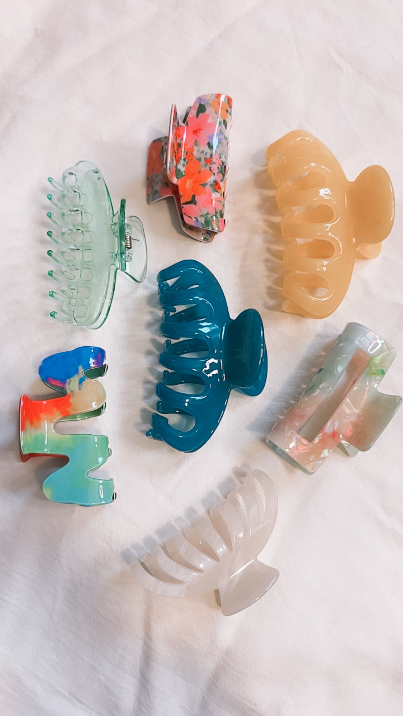 Color Pop Claw Clips