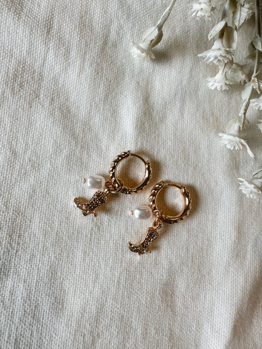 Cowgirl Charm Huggies