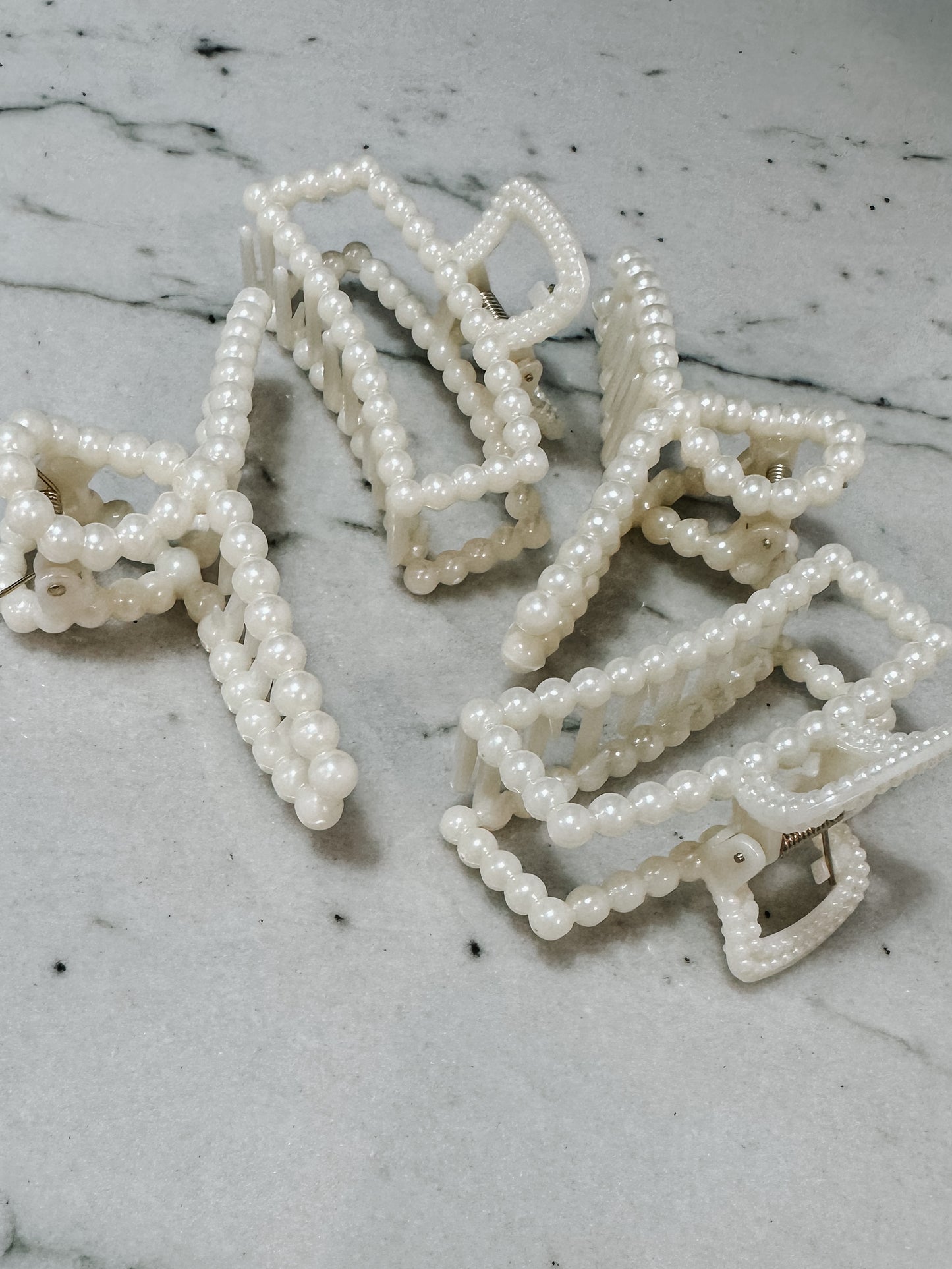 Pearl Claw Clips