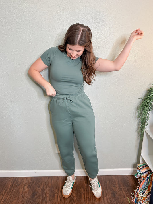 Essential Fleece Joggers