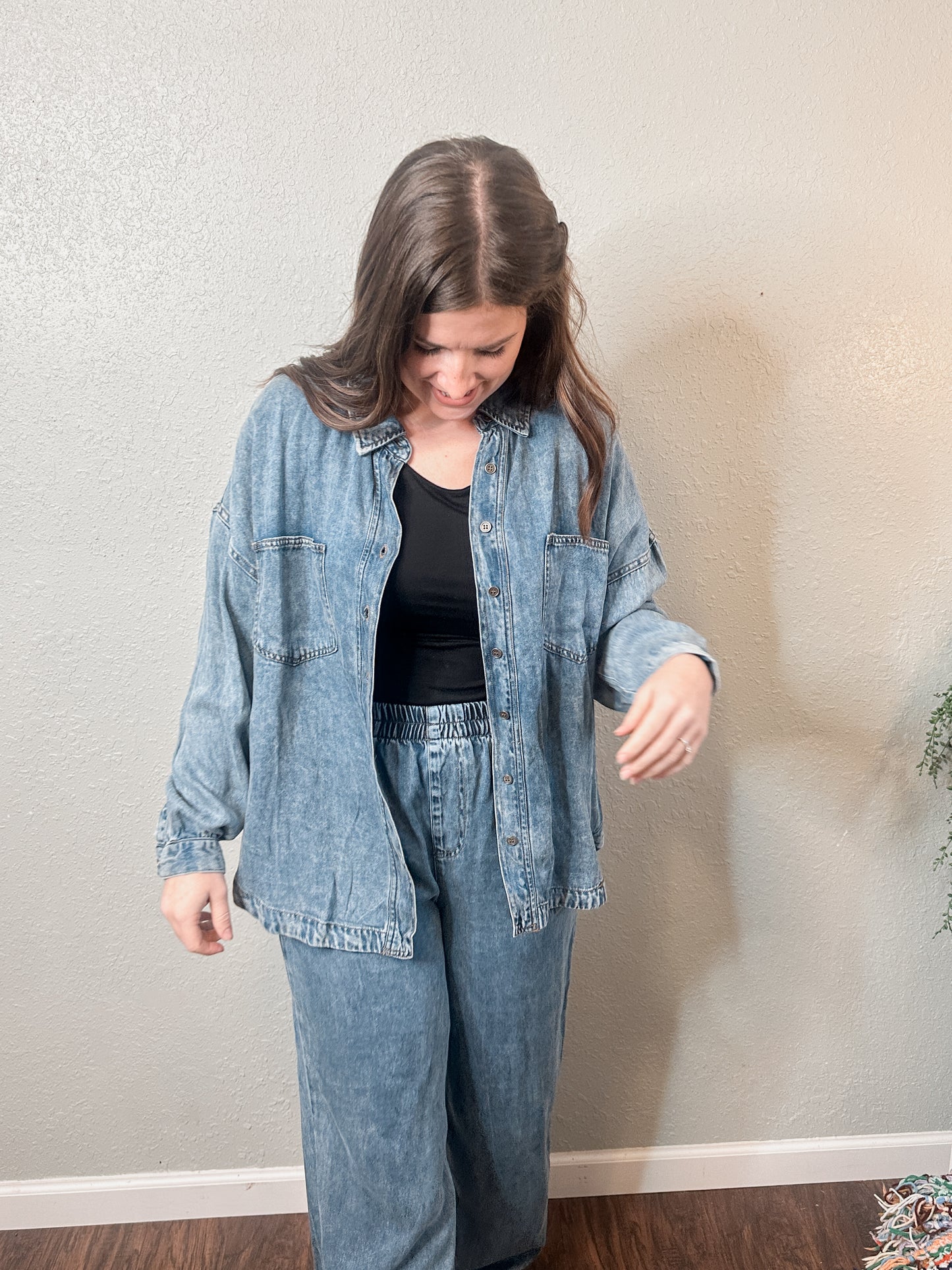 Chambray Button Down Longsleeve