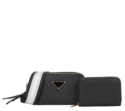 It Girl Crossbody