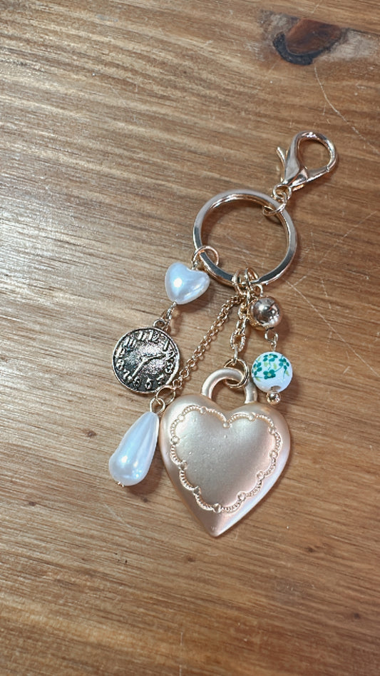 Pearl Drop Keychain
