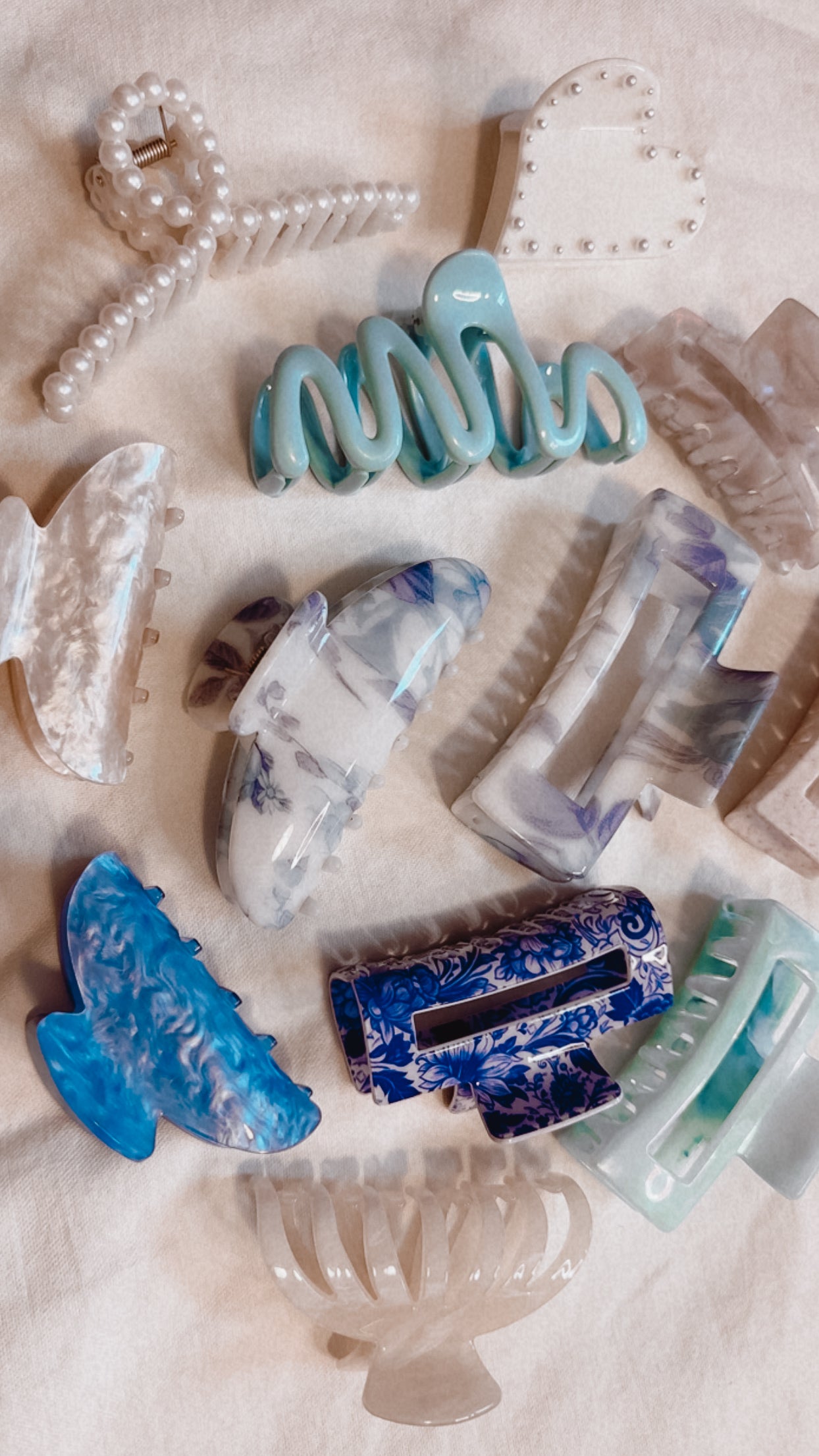 Deep Waters Half Moon Claw Clip